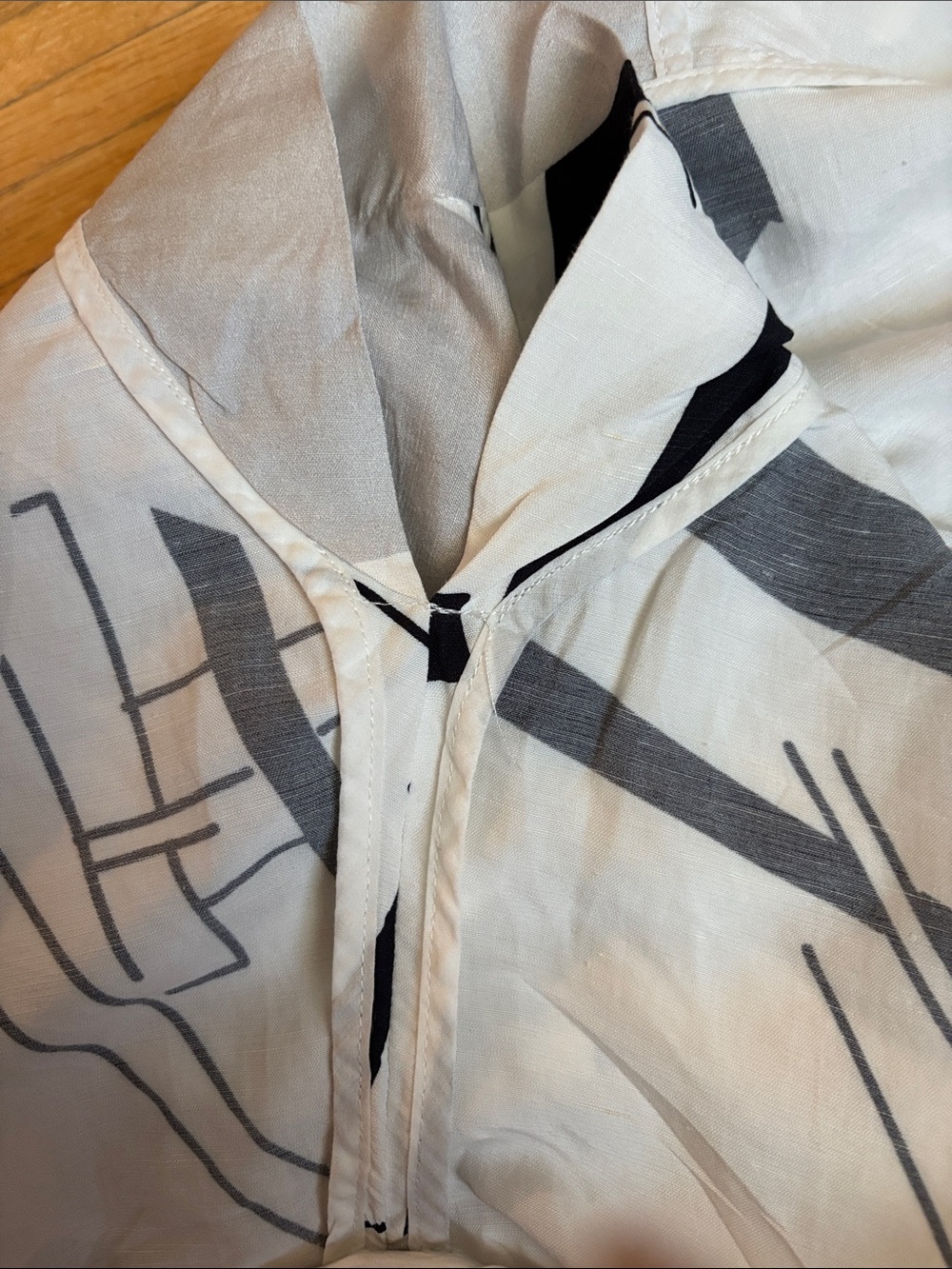 Crea Concept White & Black Abstract Print Kimono Top - Picture 11 of 15